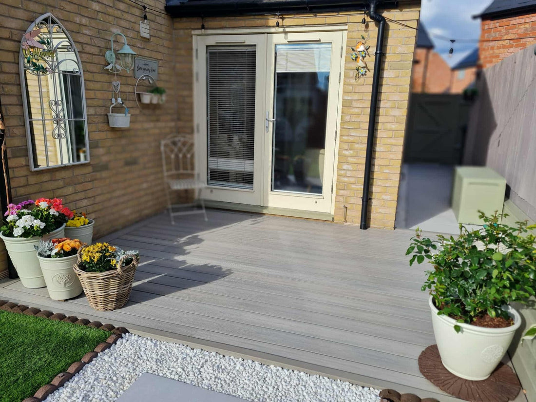 How to Maintain Composite Decking Through the British Seasons
