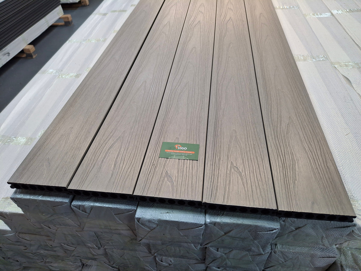 WPC Composite Decking Boards – Ancient Wood | 140mm x 23mm x 2.95m | Vigo Home