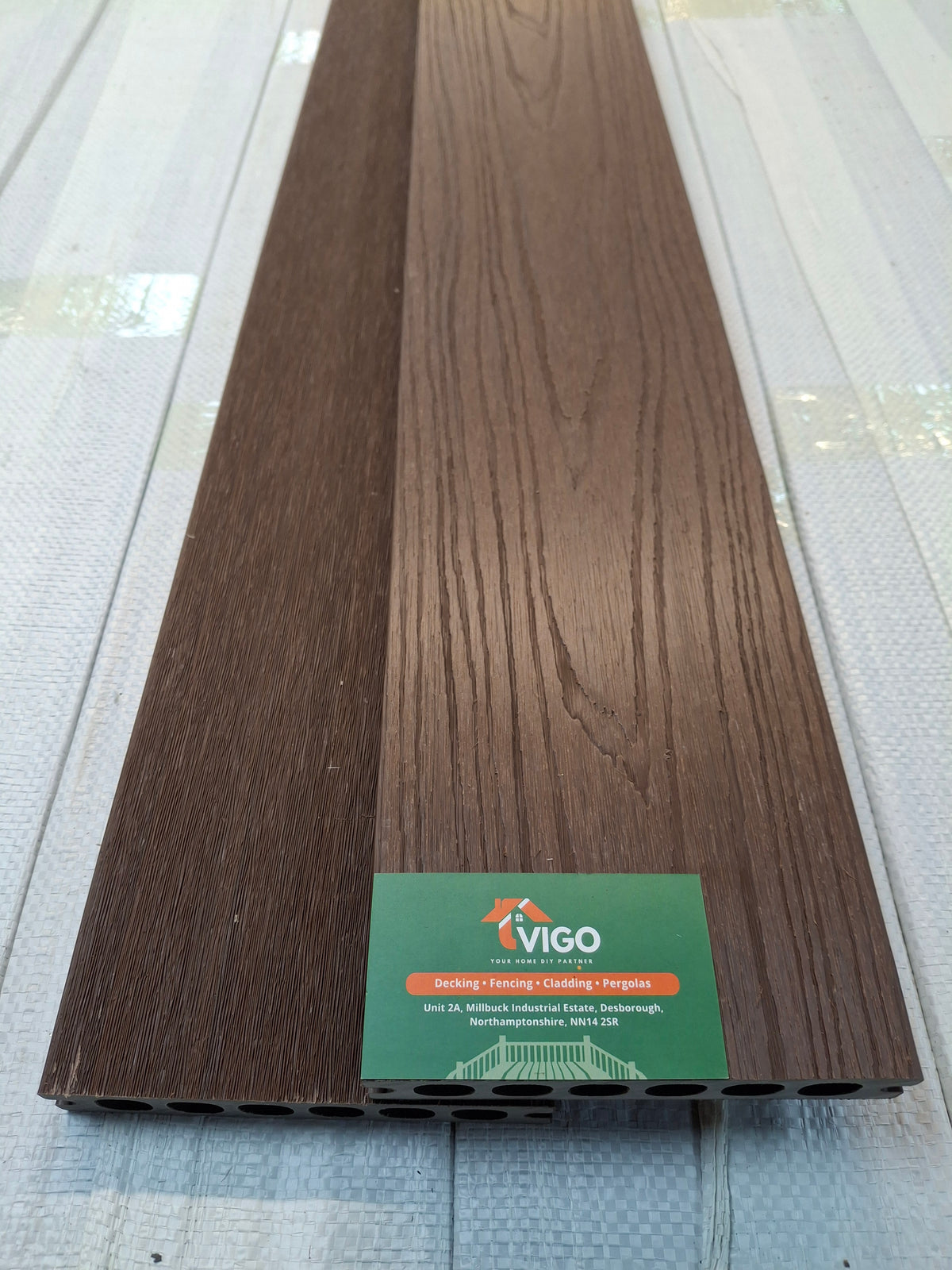 WPC Composite Decking Boards – Coffee | Gen 2B | Double-Sided | 138mm x 23mm x 3m | Vigo Home