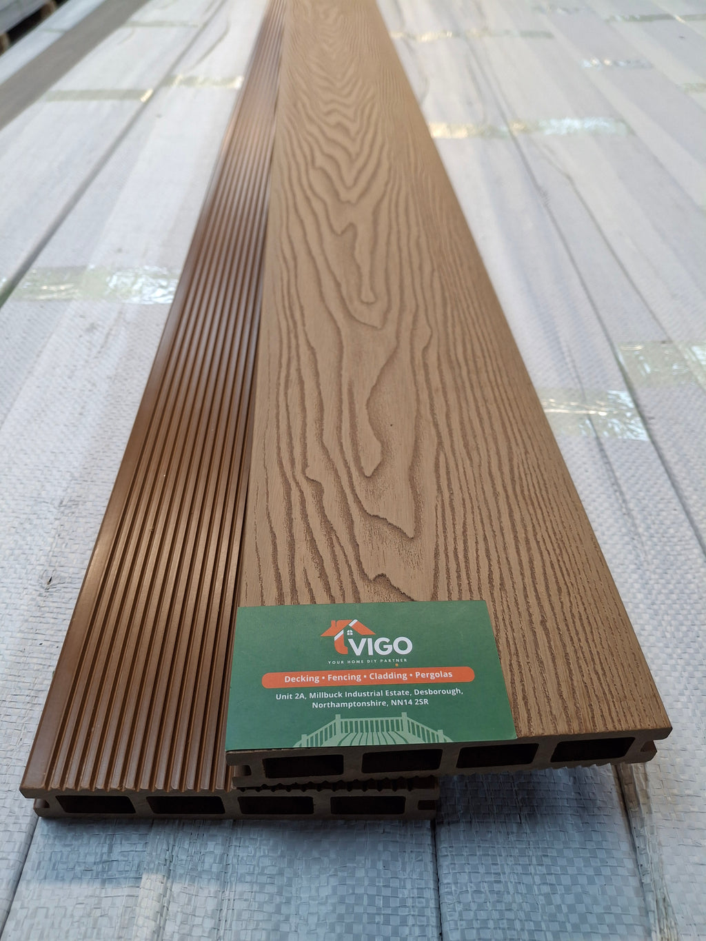 3D WPC Composite Decking Boards – Teak | Square Hollow (140mm x 25mm x 3m)