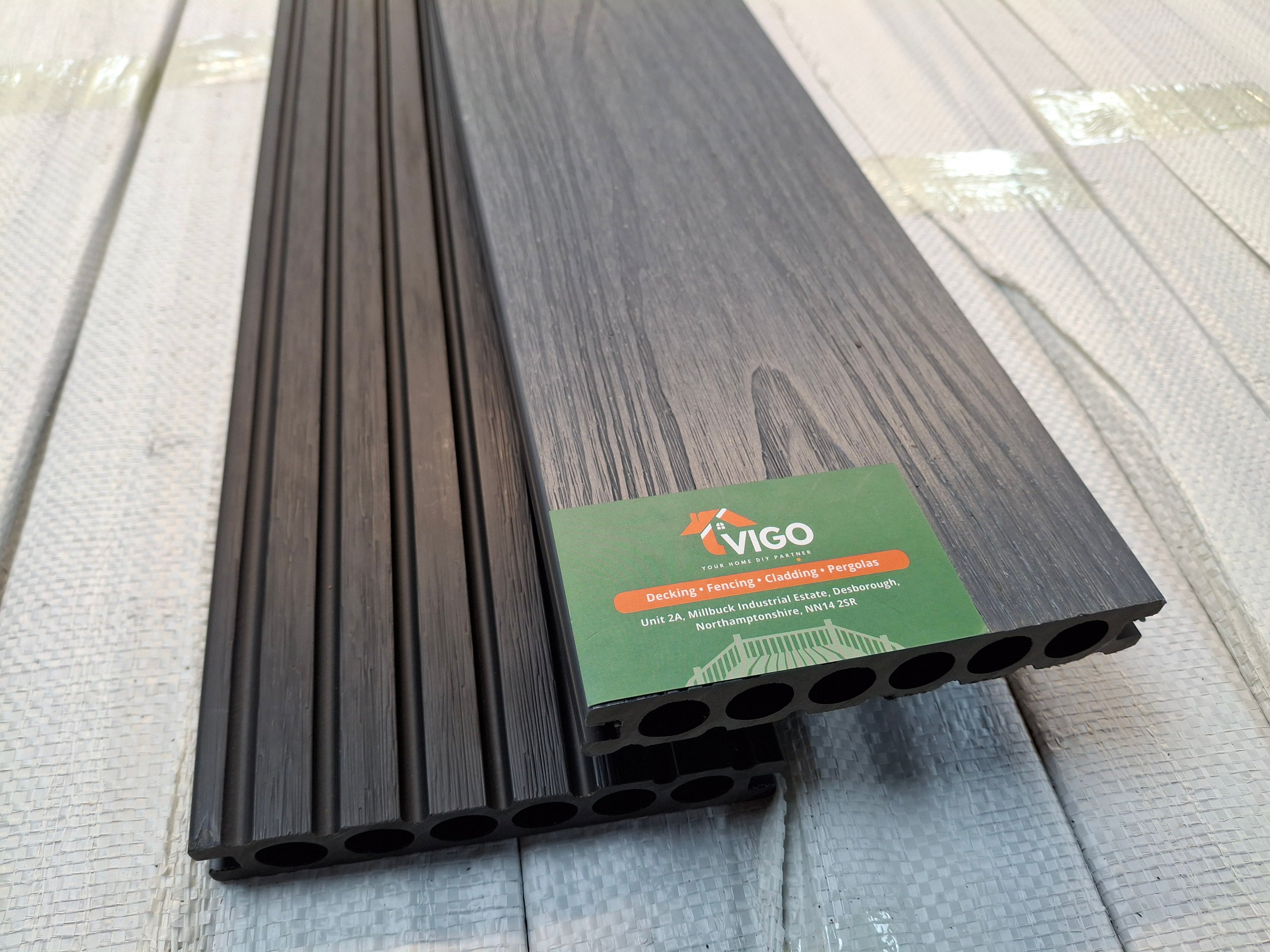 WPC Composite Decking Boards – Light Grey | Single-Sided Extruded (140mm x 23mm x 3m)