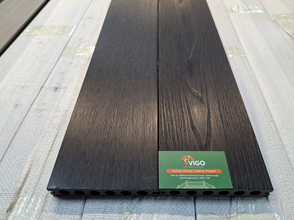 WPC Composite Decking Boards – Black | Double-Sided (140mm x 23mm x 2.9m)