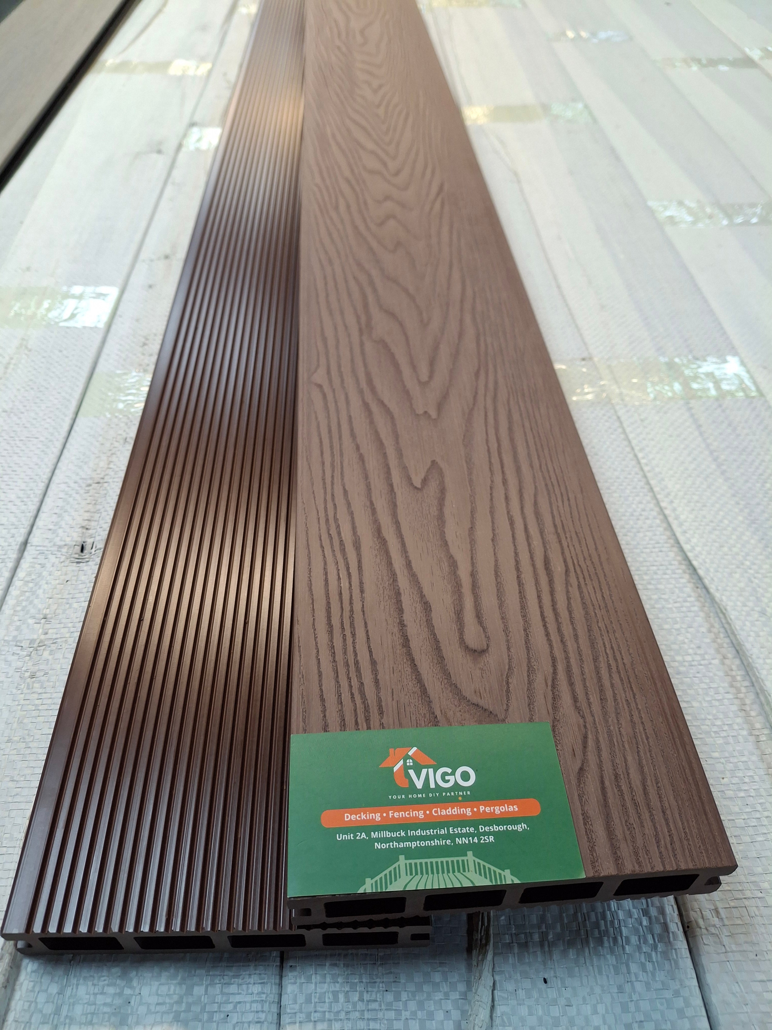 3D WPC Composite Decking Boards – Coffee | Square Hollow (140mm x 25mm x 3m)