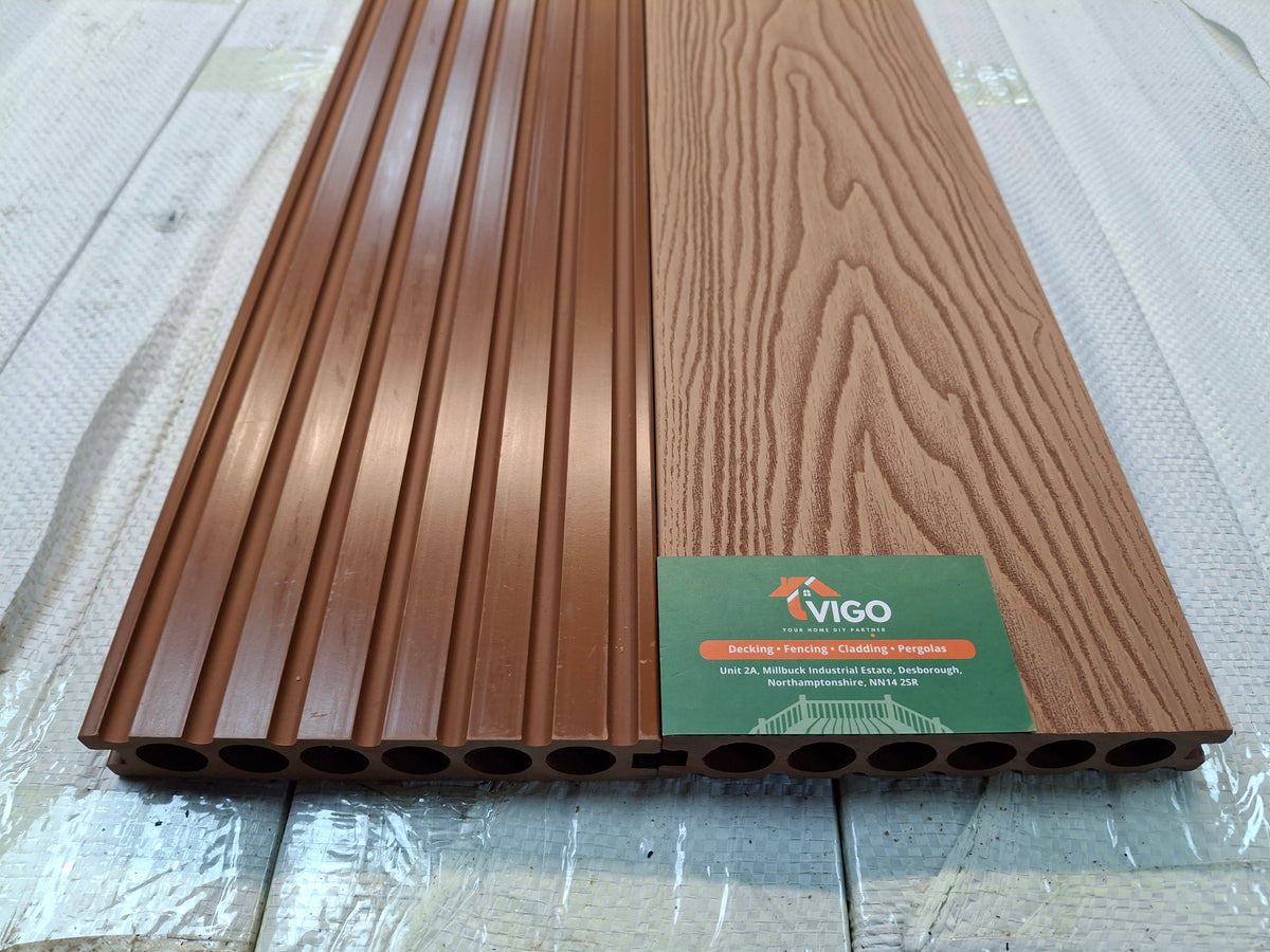 WPC Composite Decking Boards – Champagne Red 3D | Round Hollow | 140mm x 25mm x 3m | Vigo Home