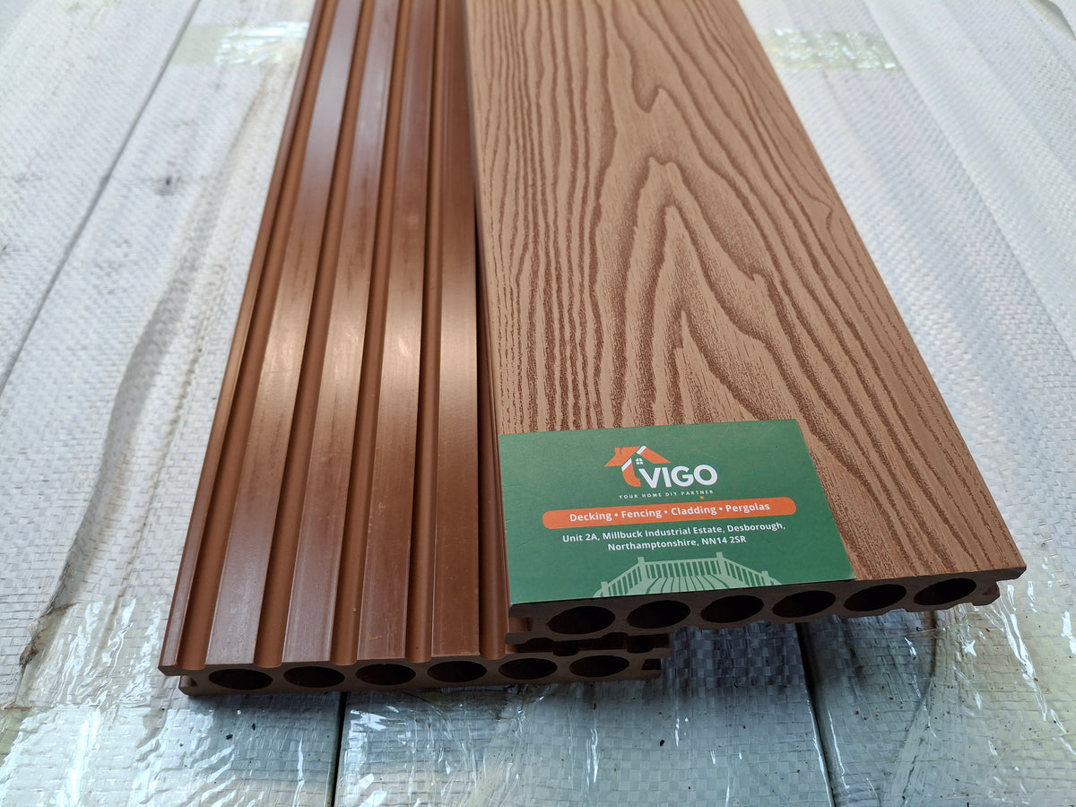 WPC Composite Decking Boards – Champagne Red 3D | Round Hollow | 140mm x 25mm x 3m | Vigo Home