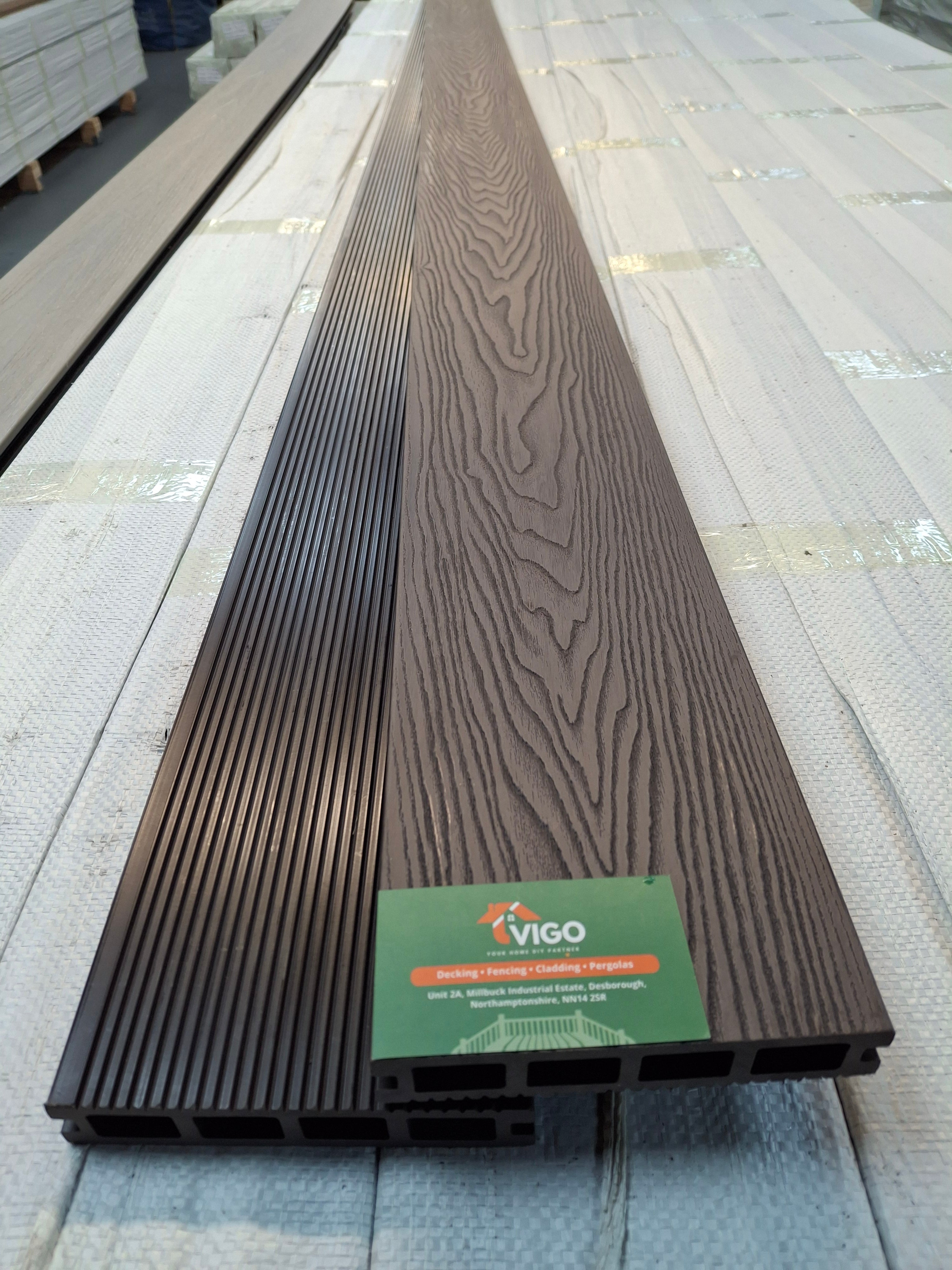 3D WPC Composite Decking Boards – Dark Coffee | Square Hollow (140mm x 25mm x 3m)