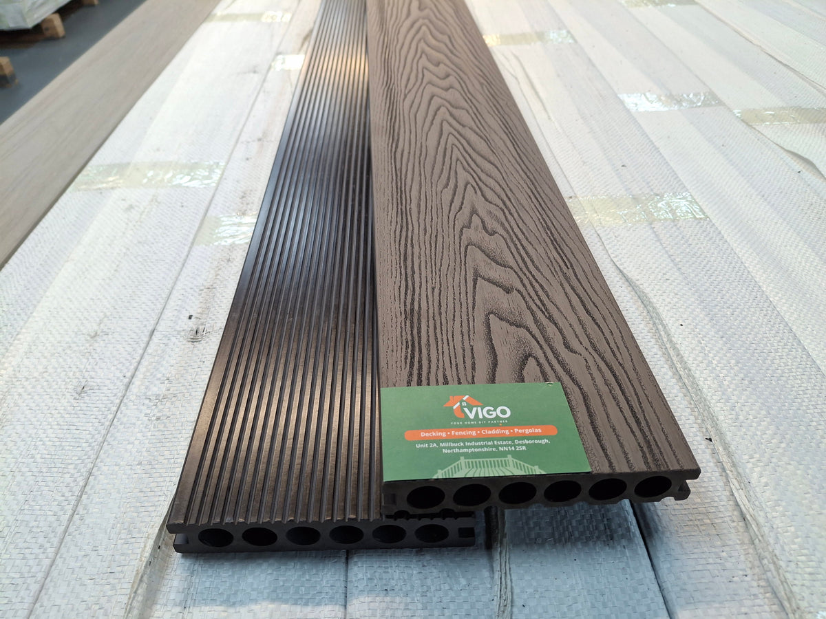 WPC Composite Decking Boards – Dark Coffee 3D | Round Hollow | 140mm x 25mm x 3m | Vigo Home