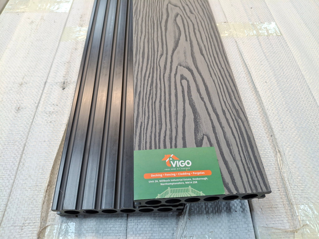 3D WPC Composite Decking Boards B – Grey (140mm x 25mm x 3m)