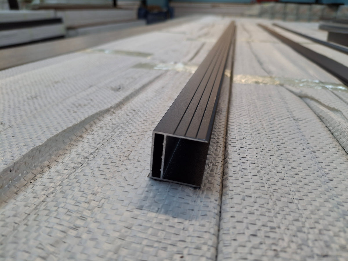 WPC Composite Fencing Top/Bottom Rail – Aluminium Support Rail (Black Only)
