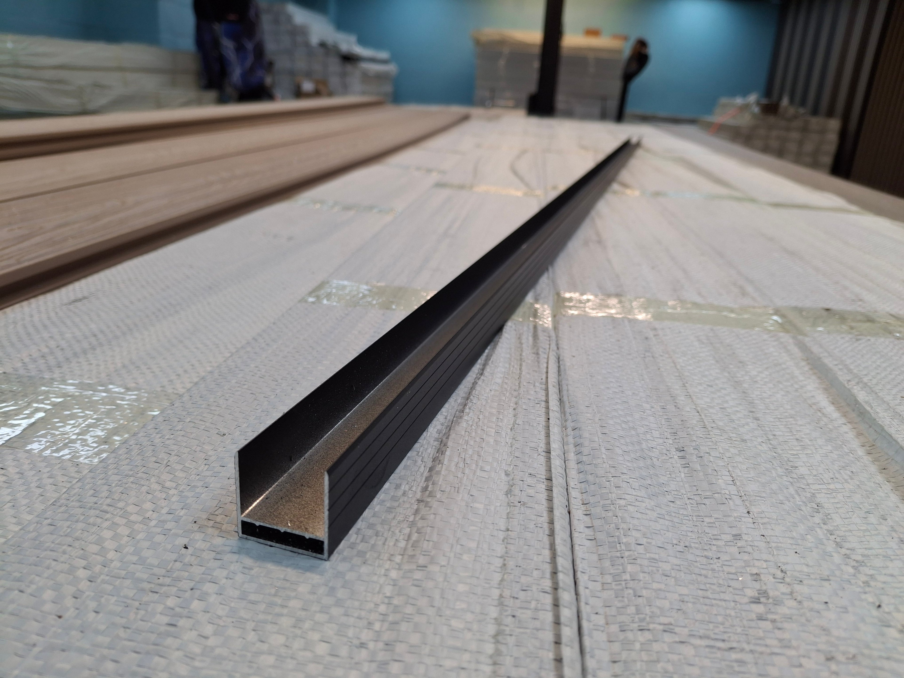 WPC Composite Fencing Bottom Rail – Aluminium Support Rail (Black Only)