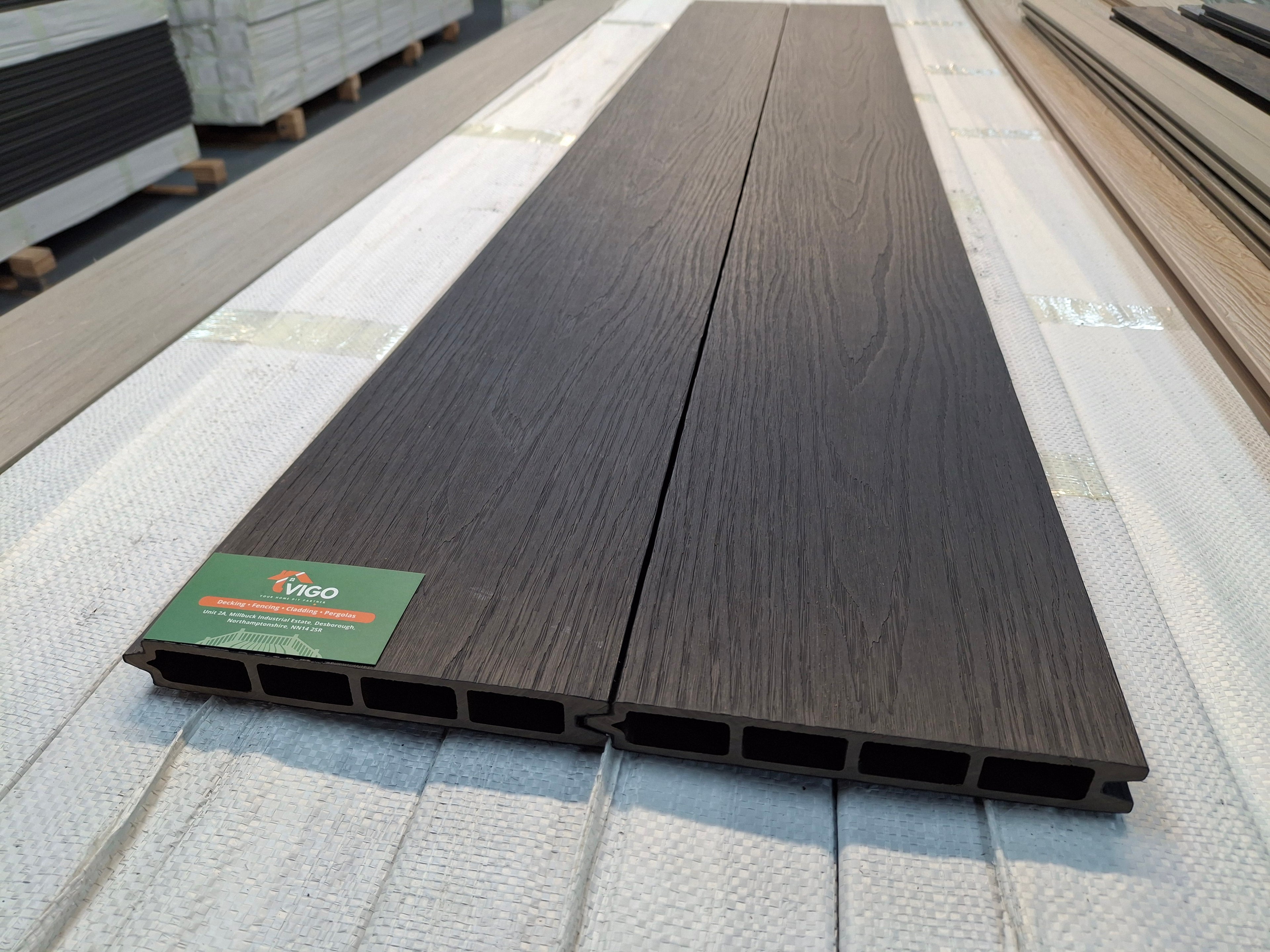 WPC Composite Fence Panel – Black (183mm × 25mm × 1.76m)