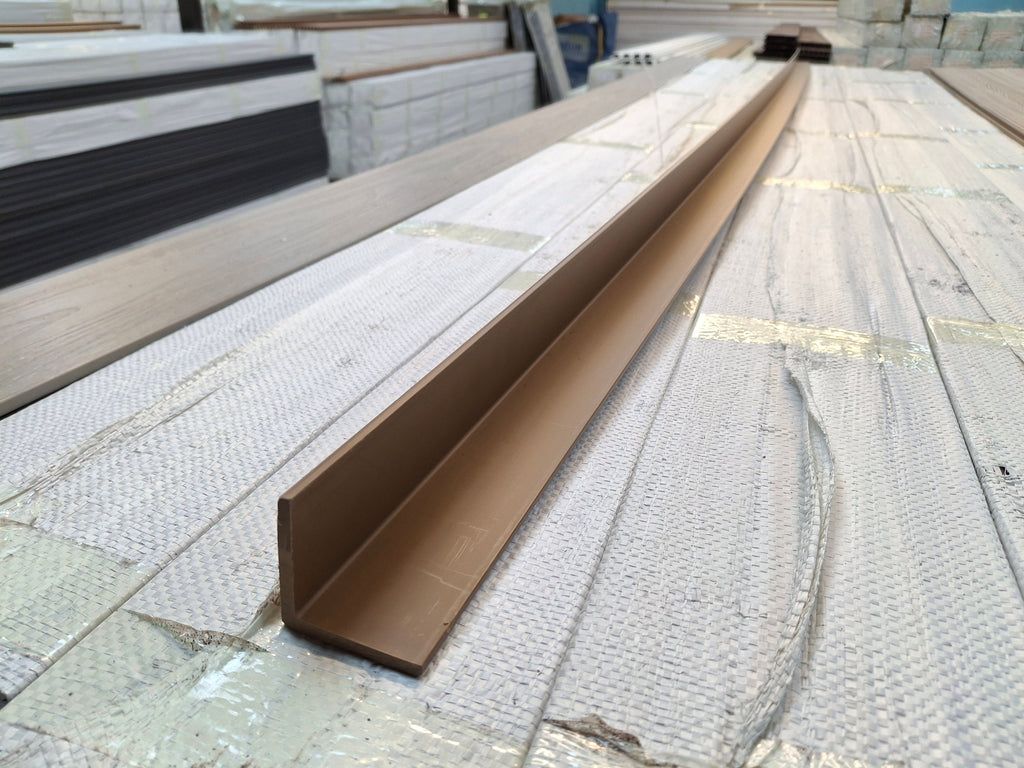 WPC Composite Decking L-Trim – Champagne (3.0 m)