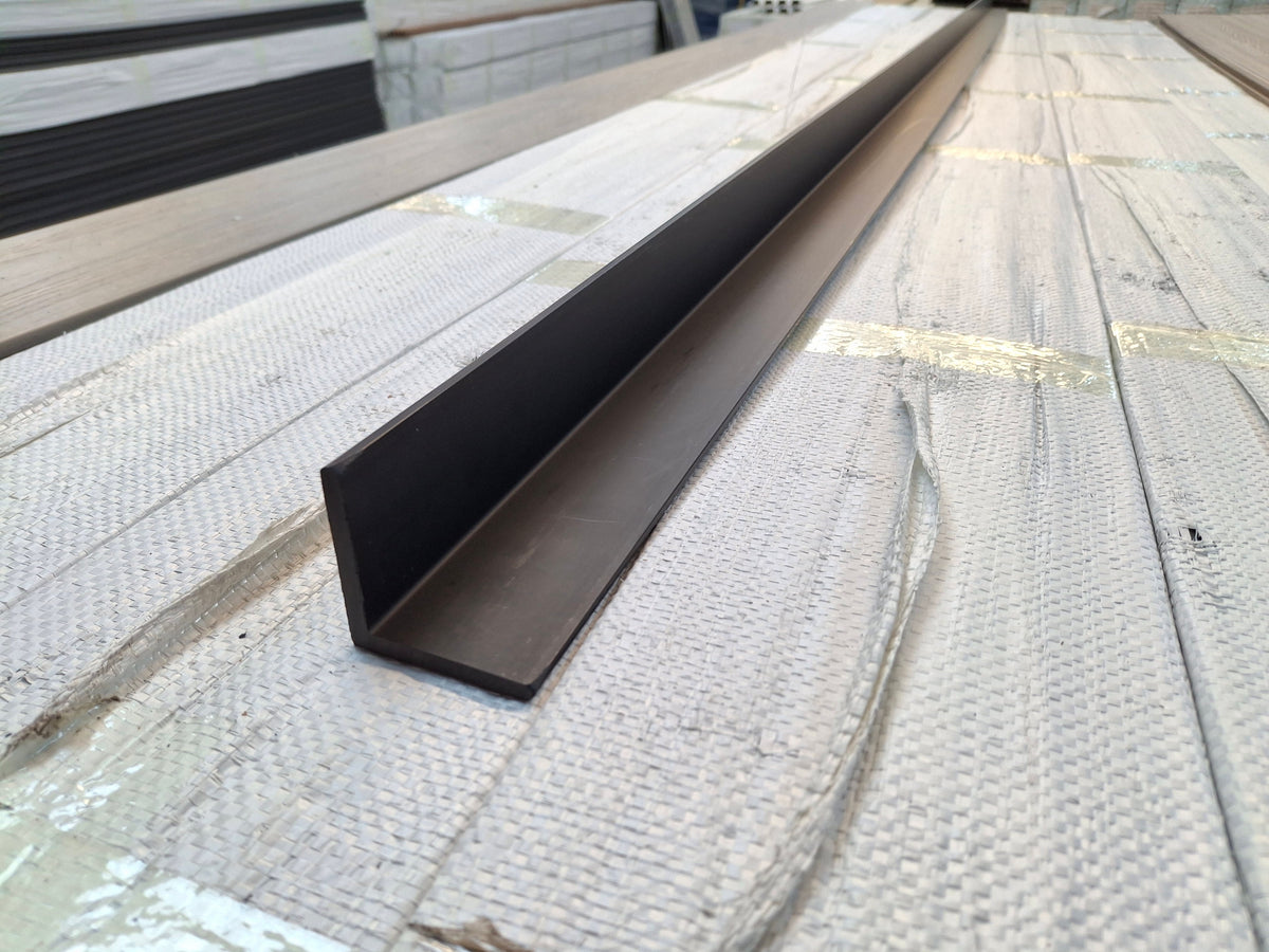 WPC Composite Decking L-Trim – Matt Black (3.0 m)