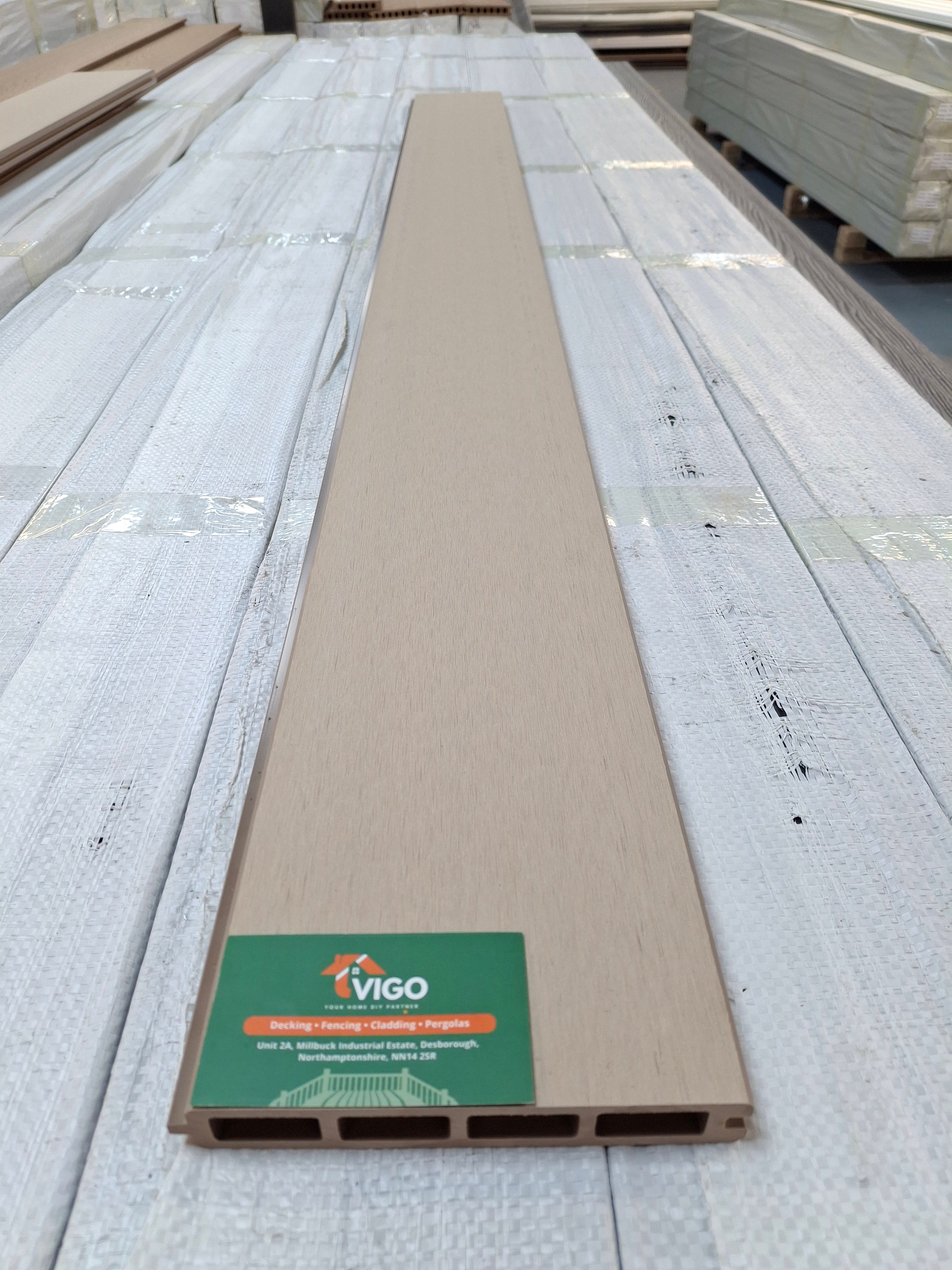 WPC Composite Fence Panel – Off-White (154mm × 22.5mm × 1.76m)