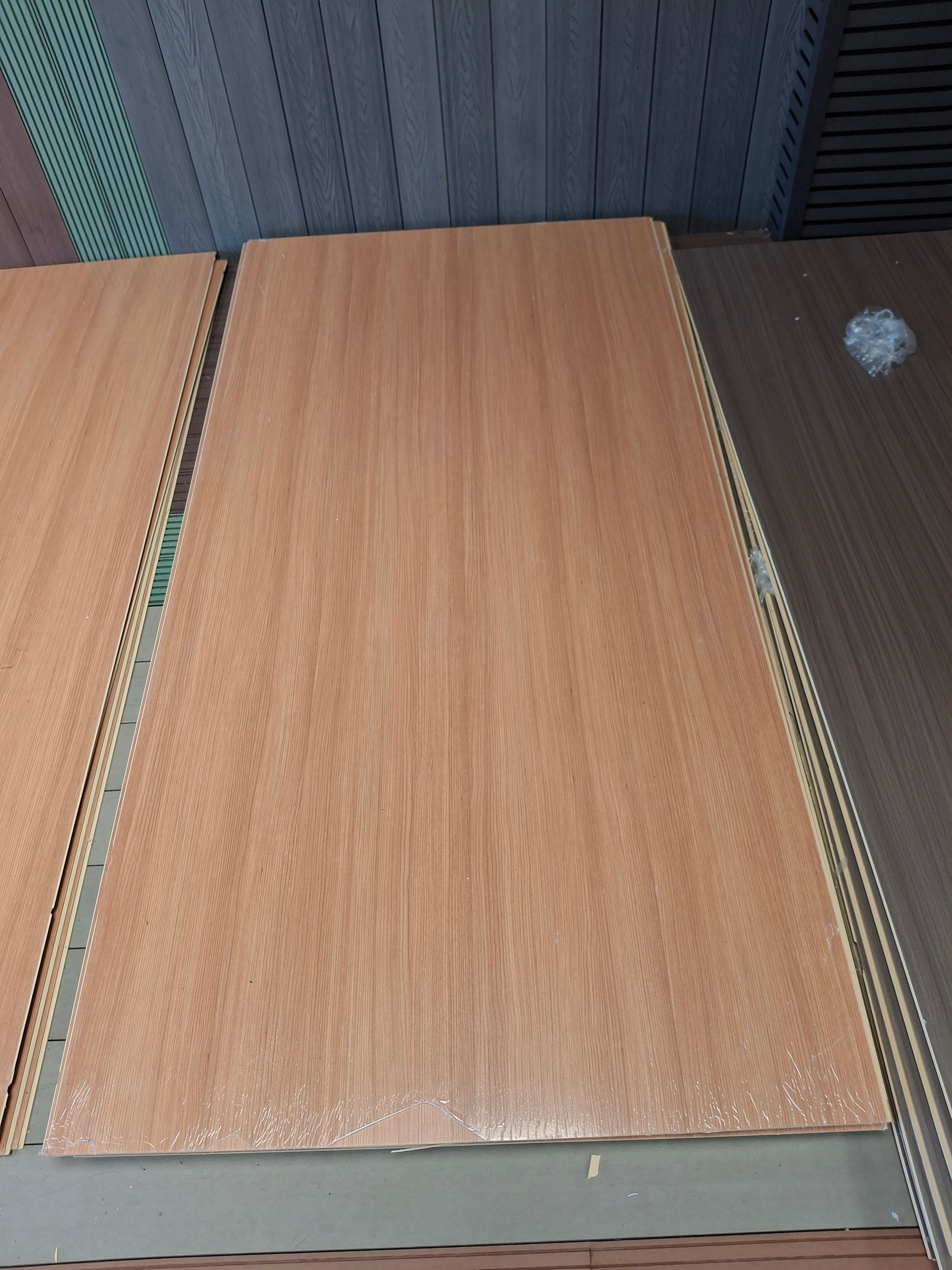 Natural Oak Wood Effect Wall Panel – 2400mm x 1200mm
