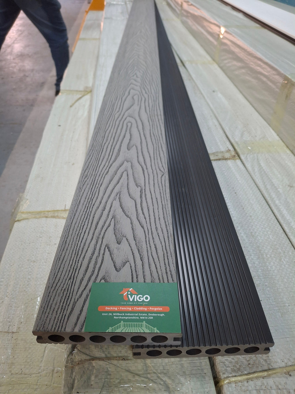 WPC Composite Decking Boards - Light Grey | 140mm x 25mm x 3m