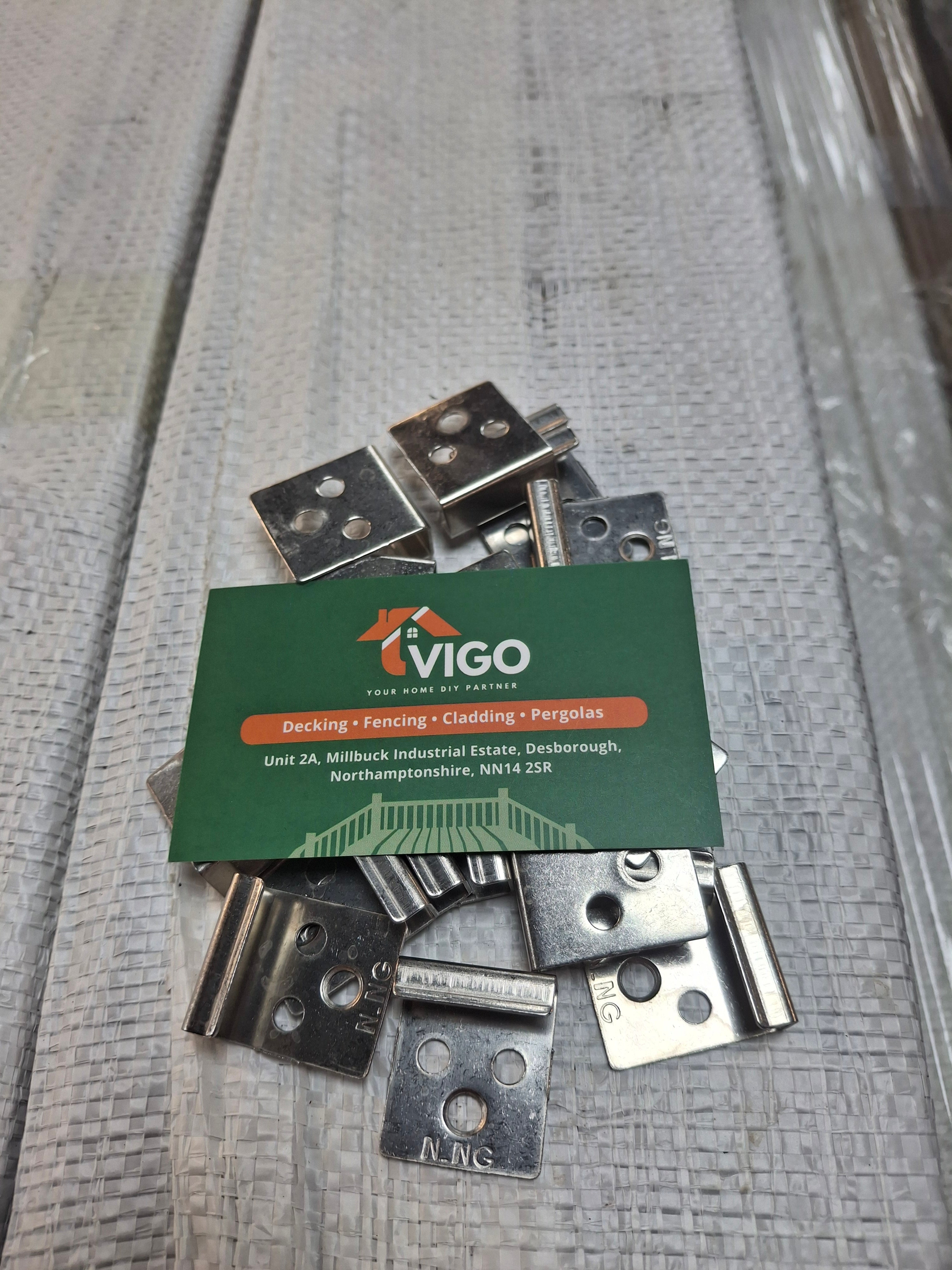 WPC Composite Decking Starter Clips Pack of 20 | Hidden Fixing Clips