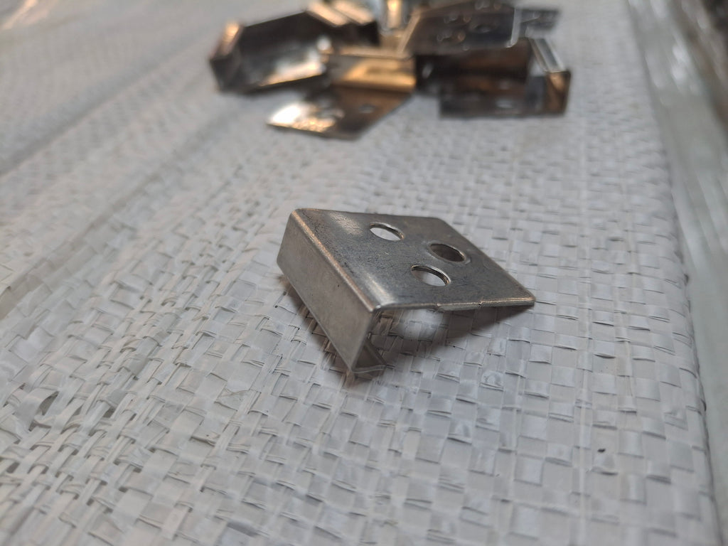 WPC Composite Decking Starter Clips Pack of 20 | Hidden Fixing Clips