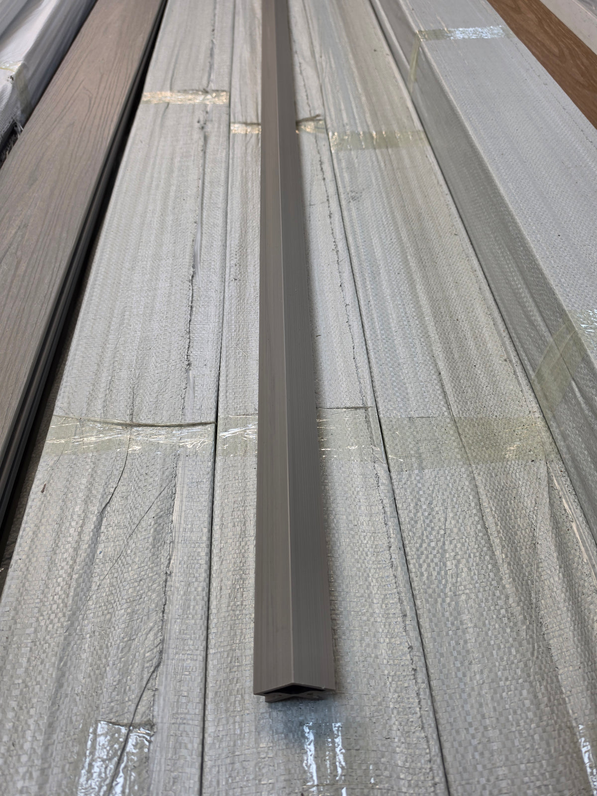 WPC Cladding Trim – Ancient Wood (3m Finishing Profile)