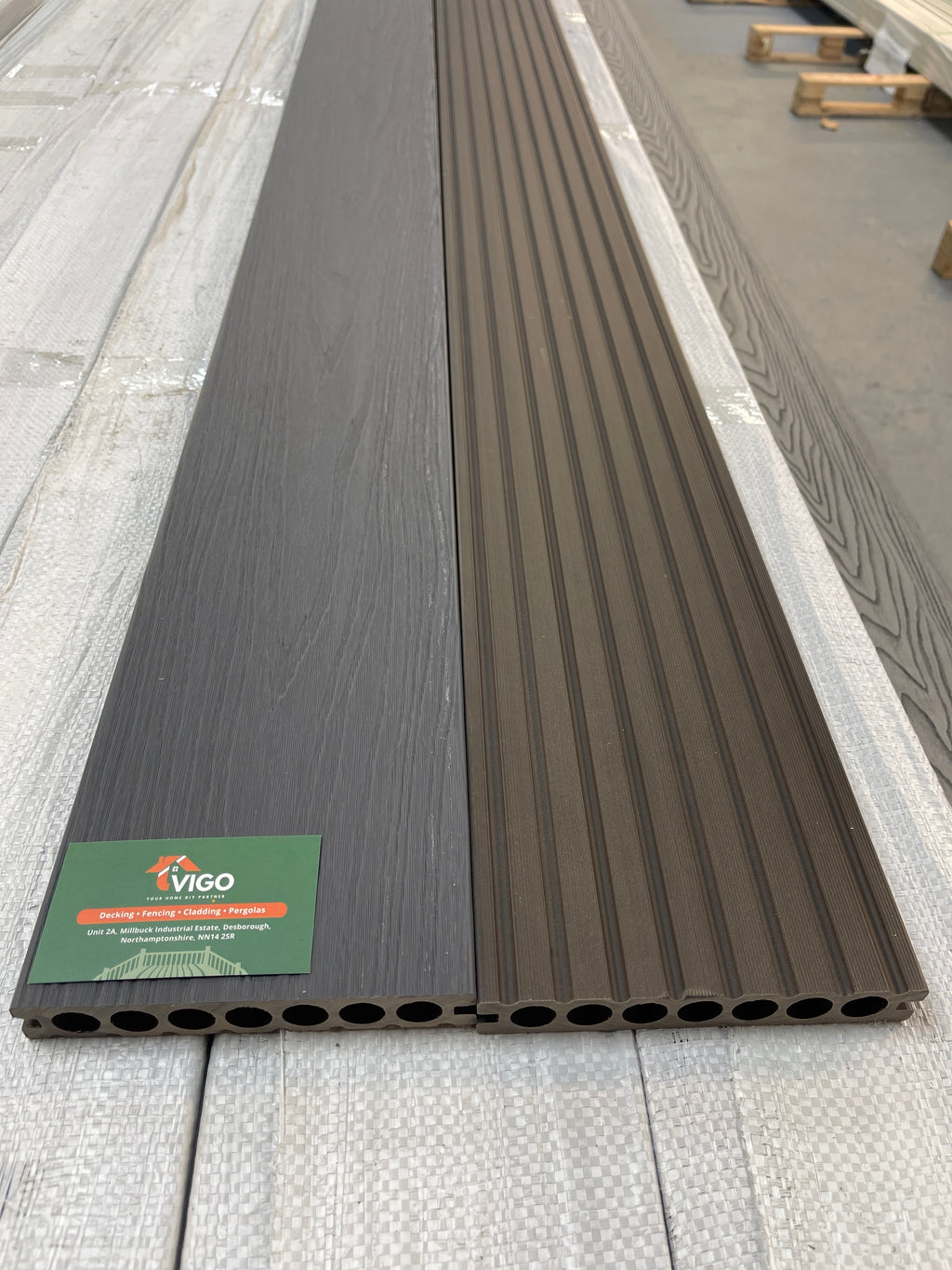 WPC Composite Decking Boards – Ash Grey | Single-Sided Extruded (148mm x 23mm x 3m)